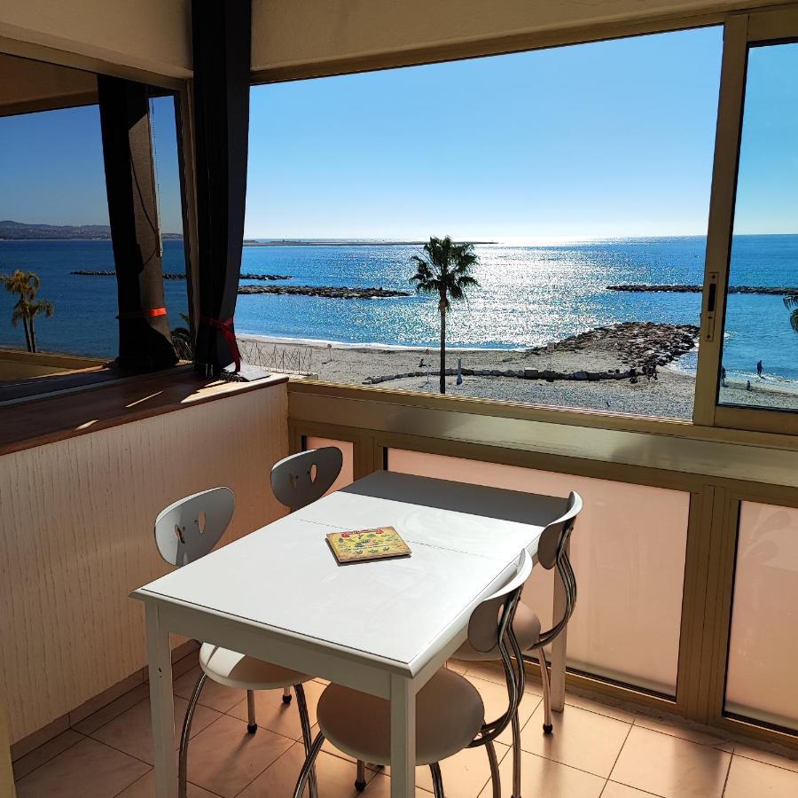 Grand Studio Bord De Mer- Acces Direct Aux Plages Сен-Лоран-дю-Вар Екстериор снимка