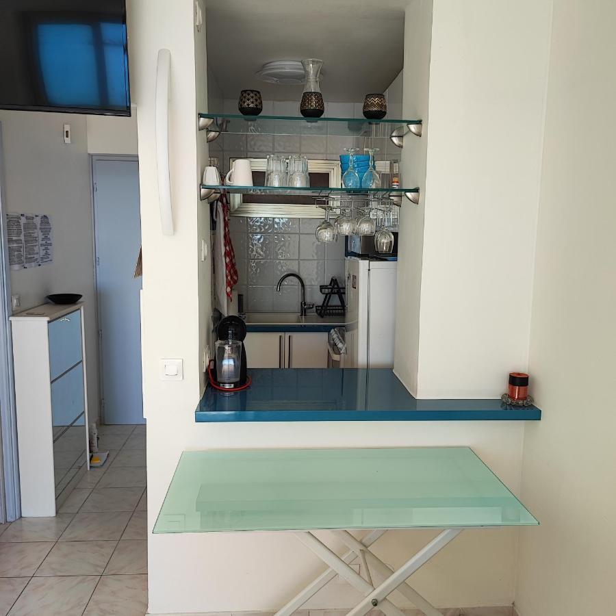 Grand Studio Bord De Mer- Acces Direct Aux Plages Сен-Лоран-дю-Вар Екстериор снимка